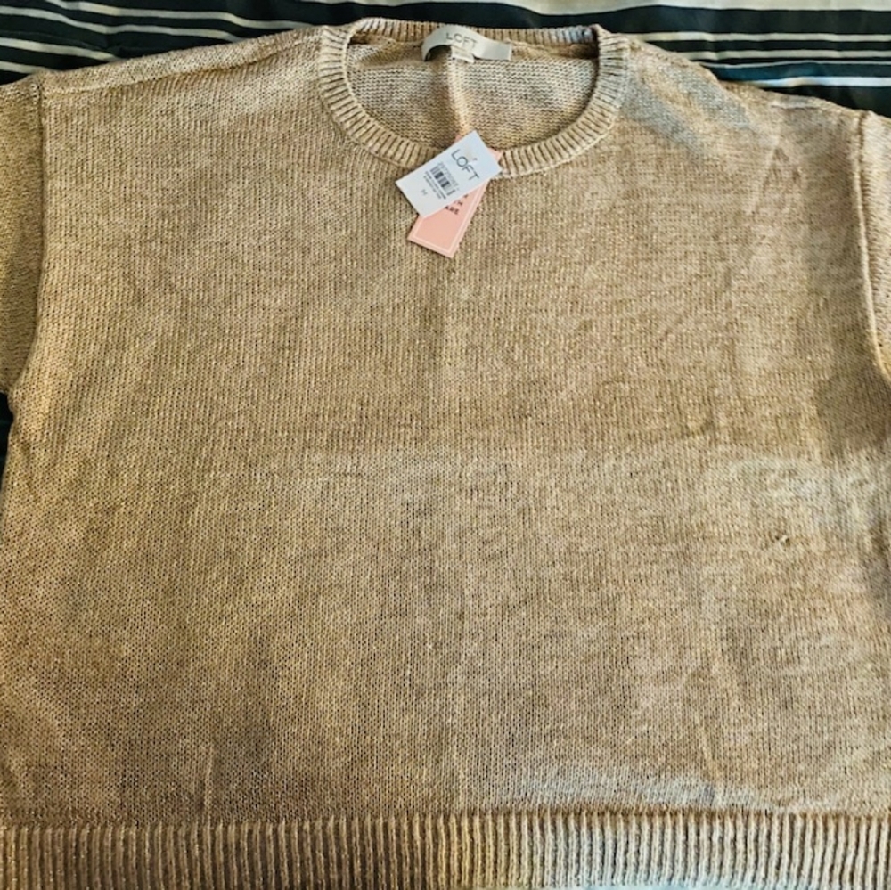 🌷Loft sweater size medium.